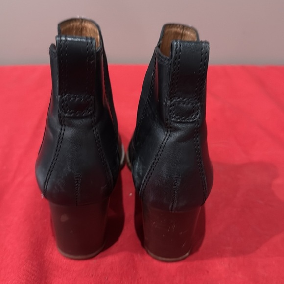 Madewell Black Leather Ankle Boots - Picture 4 of 7